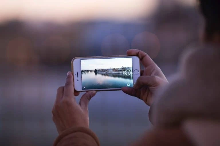 faq - Smartphone Focus Tips for Beginners to Capture Sharp Photos