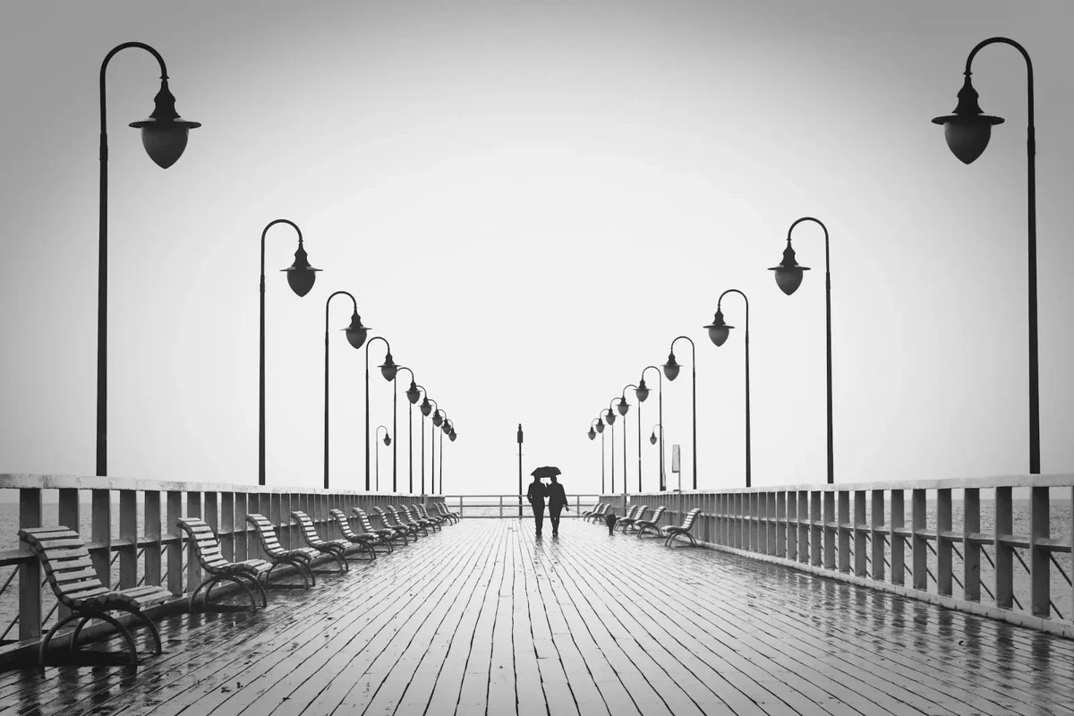faq - Where to Find Leading Lines in Photography: Key Examples
