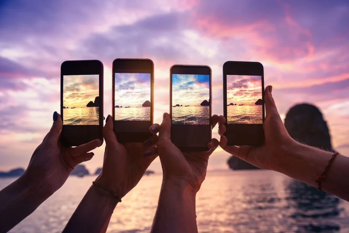 Best Smartphone Camera Settings for Travel Photos Explained