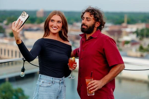 Top Rooftop Smartphone Photography Spots for Travel Views