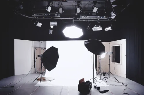Best Lighting for Phone Photography: Master Manual Control